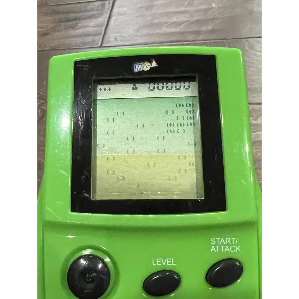 RadioShack centipede green